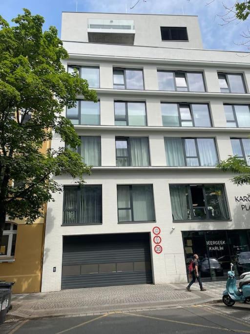 Apartment Karel With Garage Parking Praga Esterno foto